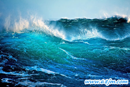 梦见海浪、海水、波涛、波浪、大浪、巨浪