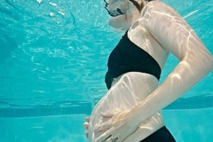 孕妇梦见游水