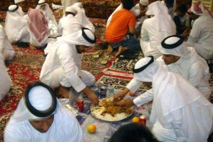 梦见阿拉伯人吃饭是什么意思