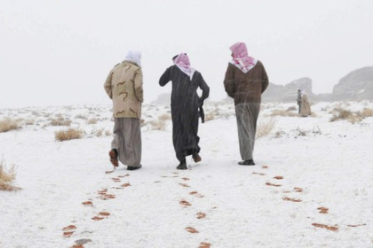 梦见阿拉伯人在雪地走