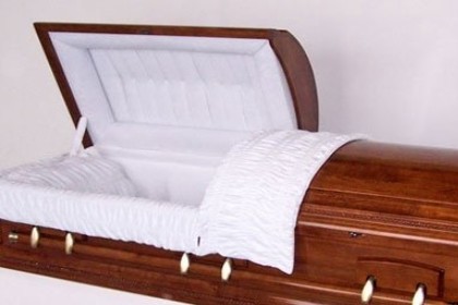 孕妇梦见棺材里有死人是什么意思