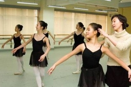 梦见专业舞蹈老师是什么意思